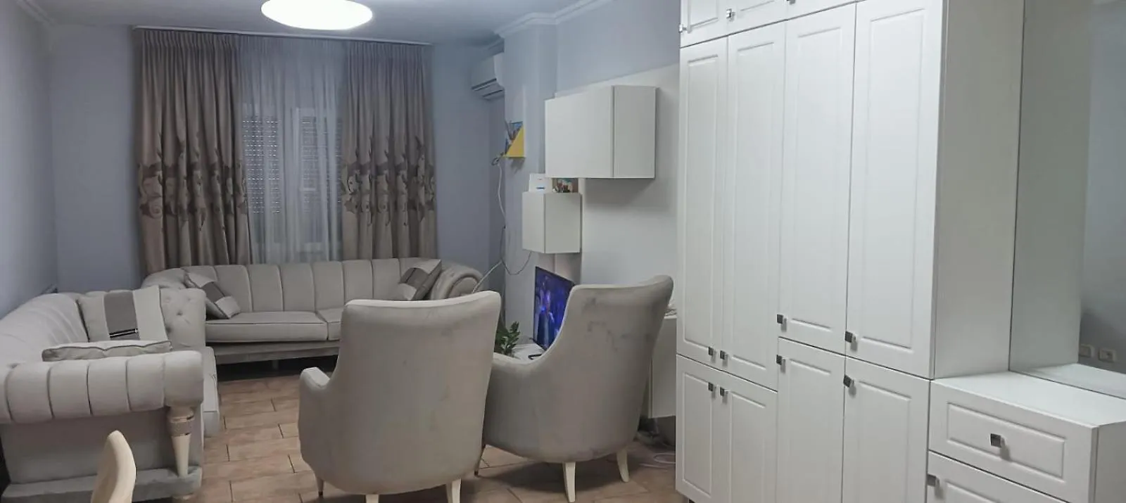 Comfy Apartament Tirana